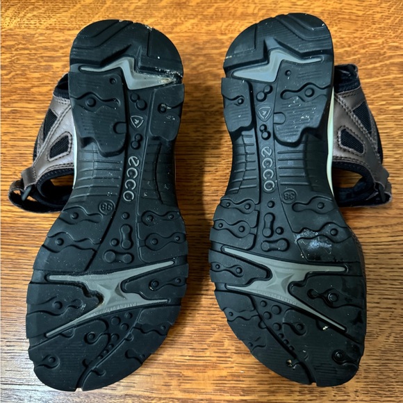 Ecco Leather Walking Sandals - Picture 2 of 5